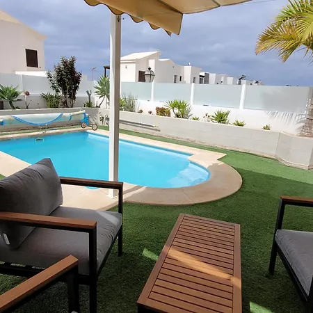 With Heated Pool & Jacuzzi Villa