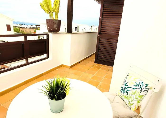 With Heated Pool & Jacuzzi Villa *