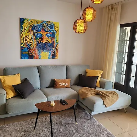 Вилла With Heated Pool & Jacuzzi *