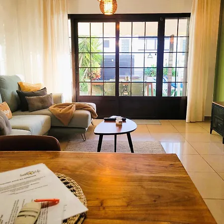 Вилла With Heated Pool & Jacuzzi *