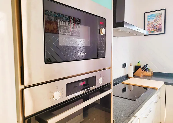 With Heated Pool & Jacuzzi 빌라