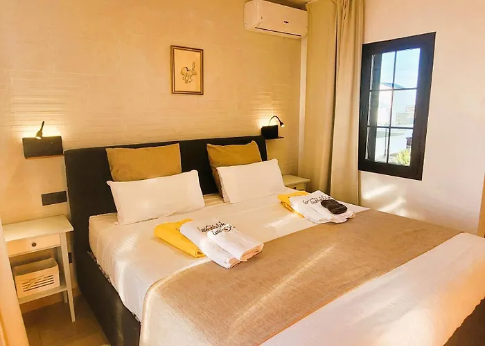 With Heated Pool & Jacuzzi *