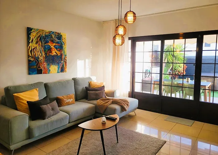 With Heated Pool & Jacuzzi * 플라야블랑카