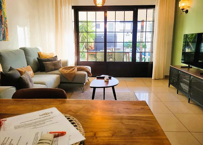 빌라 With Heated Pool & Jacuzzi *